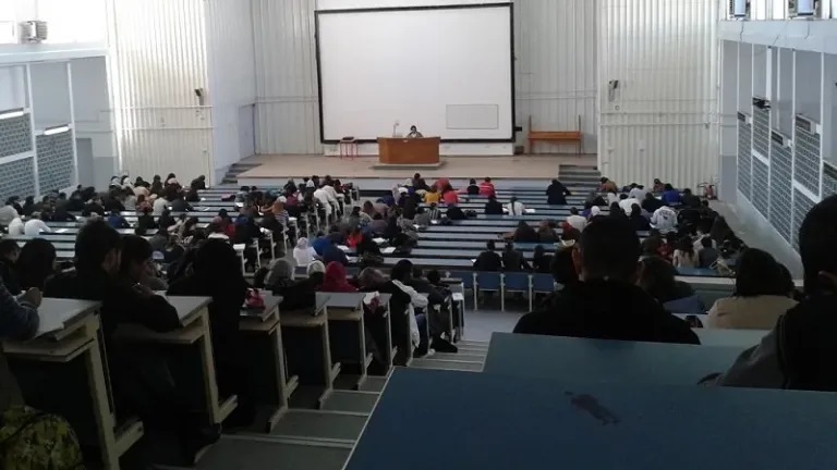  بداية من اليوم..   افتتاح السنة الجامعية.. والسكن يؤرق آلاف الطلبة